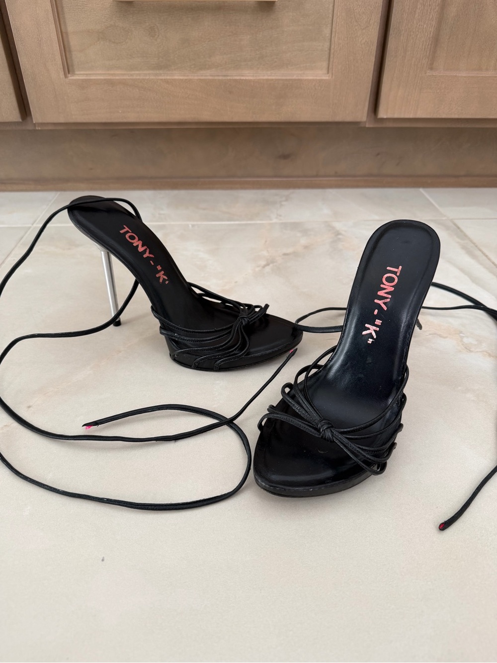 TONY K Melrose Y2K Vintage Lace Up Heels